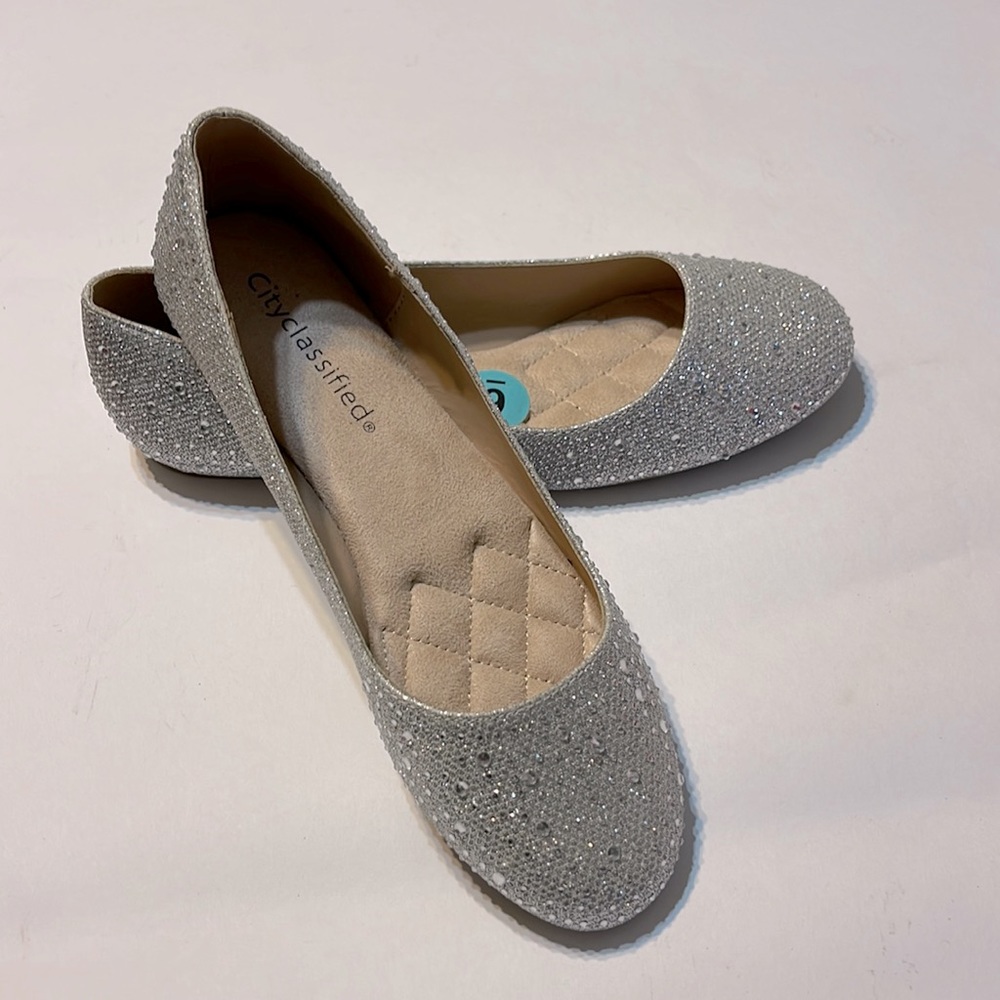 CITY CLASSIFIED DOLLY SHOES